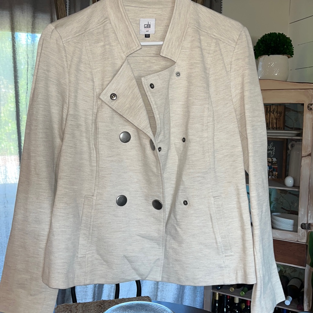 Cabi Ladies Size M Oatmeal Double Snap Blazer Jacket Cb1